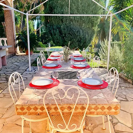 Au Calme A Sanary, Climatisee, Avec Piscine Villa *